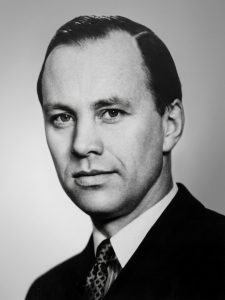 2-2 Gunnar Henning ca 1945